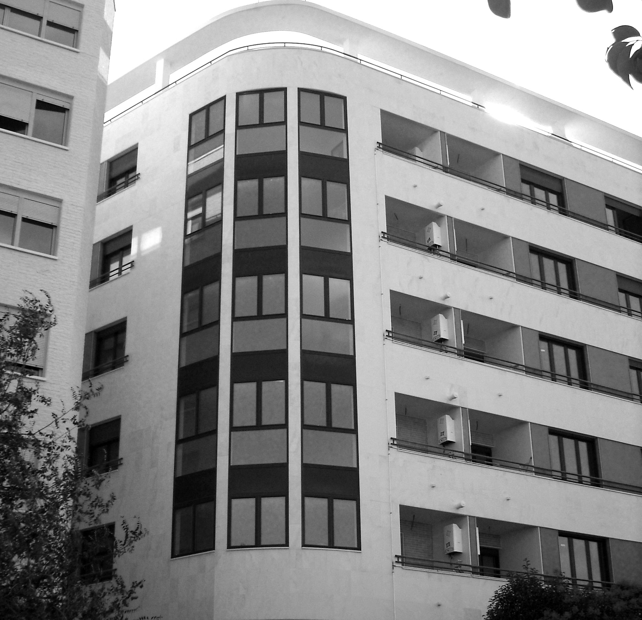 35 viviendas Av de la Libertad Yecla